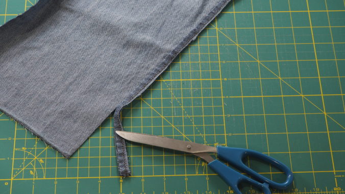 How to Take Apart Jeans for use in Quilts and Crafts - Create with Claudia