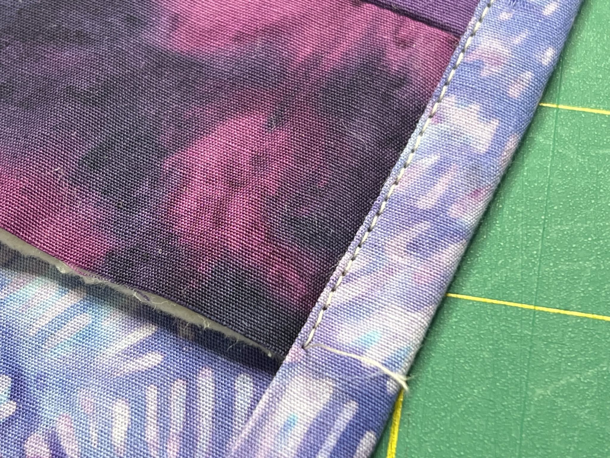 How to Make Self Binding Quilt as You Go Gradient Placemats - Create ...