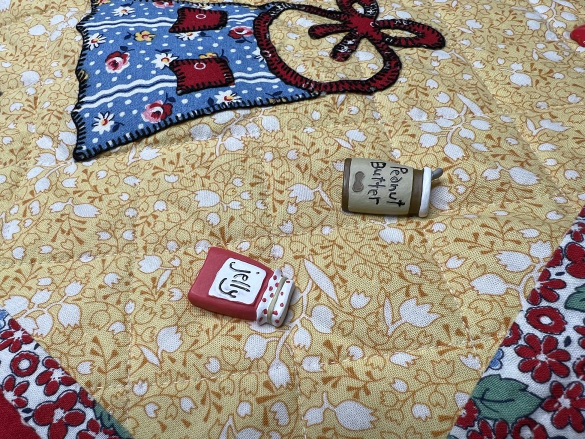 13 Ways to Embellish a Quilt - Create with Claudia